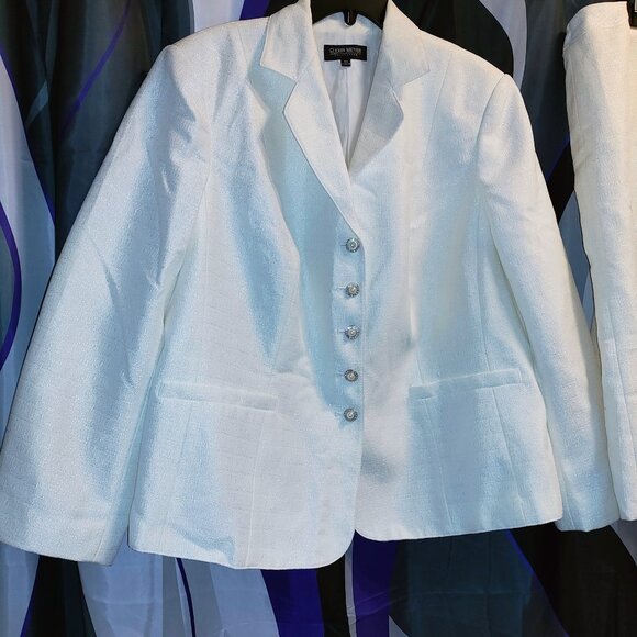 CHURCH FLOW!! 2-piece cream skirt suit with pearl & rhinestone buttons, size18W - Picture 5 of 8